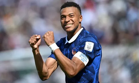 Zidane đón tin dữ vì Mbappé