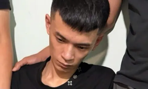 Đột kích nhà Nguyễn Đình Chính SN 2002, phát hiện "bí mật kinh hoàng" giấu trong túi xách ở tầng 3