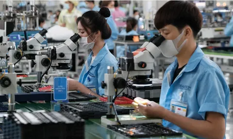Quy định trả lương cho người lao động năm 2026 ra sao?