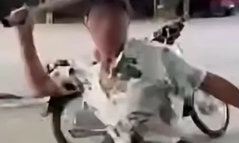 Danh tính nam thanh niên bị nhân viên quán thịt dê cầm điếu cày đuổi đánh, chủ nhà hàng lên tiếng