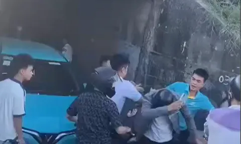 Va chạm trong hầm chui ở Bắc Ninh, 2 người lao vào ẩu đả, công an truy tìm người liên quan