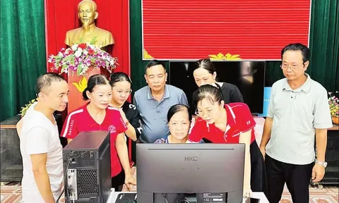 Tiêu chuẩn đối với người hoạt động không chuyên trách ở thôn, tổ dân phố từ 05/10/2026 theo Quyết định 79 gồm những gì?