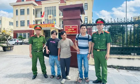 Người đàn ông nằm bên đường, lưu lạc từ TP HCM đến TP Quảng Ninh, câu chuyện phía sau khiến ai cũng bất ngờ