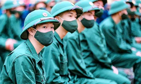 Sinh viên kéo dài thời gian học có được tạm hoãn nghĩa vụ quân sự?