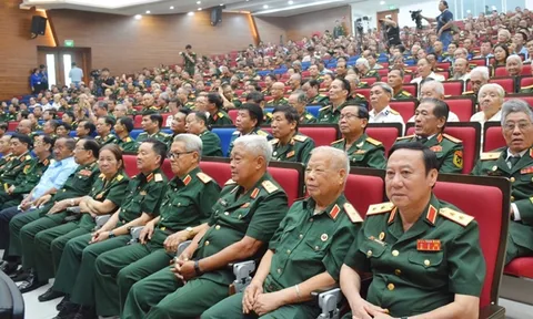 Danh mục bệnh hiểm nghèo làm cơ sở để thực hiện chế độ, chính sách đối với sĩ quan Quân đội nghỉ hưu theo quy định tại Nghị định 343/2025/NĐ-CP ra sao?