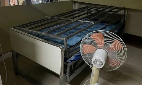 Bên trong  trung tâm chăm sóc có hàng loạt bệnh nhân bị quây lồng sắt ở Thái Lan