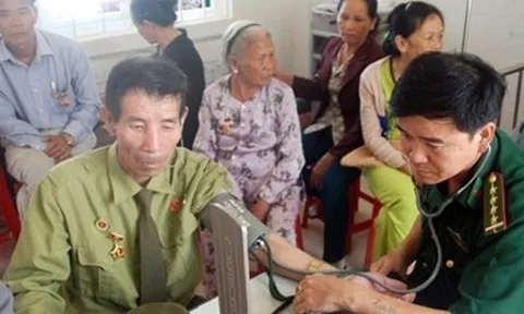 Sĩ quan Quân đội nào khi nghỉ hưu mà mắc các bệnh hiểm nghèo tại Thông tư 37 thì được hưởng chế độ, chính sách theo Nghị định 343?
