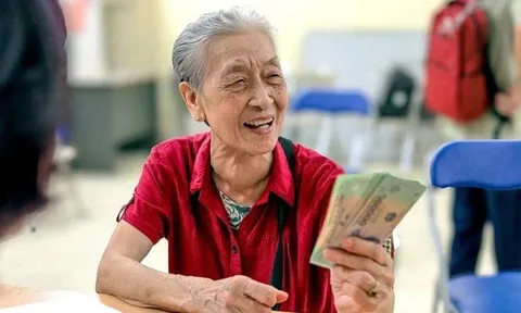 Chính thức: Những trường hợp được nghỉ hưu trước tuổi 5–10 năm hoặc không giới hạn độ tuổi, ai không bị trừ lương hưu?