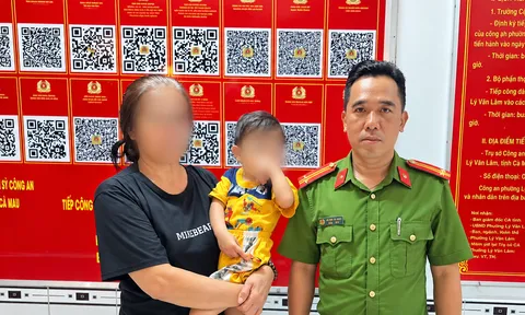 Hoàn cảnh của bé trai 3 tuổi lang thang một mình trong đêm tối ở Cà Mau, may mắn được công an đưa về