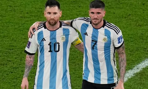 Vì Messi, ngôi sao tuyển Argentina bất ngờ đổi ngày cưới