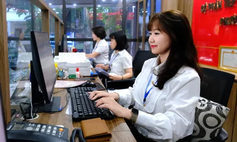 Điều kiện để cán bộ công chức được bố trí vào vị trí việc làm có ngạch cao hơn theo Công văn 6866, cụ thể ra sao?