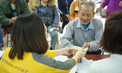 Thay đổi lịch chi trả lương hưu tháng 11 năm 2026 (nhận qua tài khoản), người lao động nhận tiền trễ vì sao?