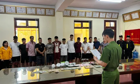 Phát hiện "chuyện mờ ám" trên đồi cao ở Lạng Sơn của 20 đối tượng, thu giữ nhiều tiền
