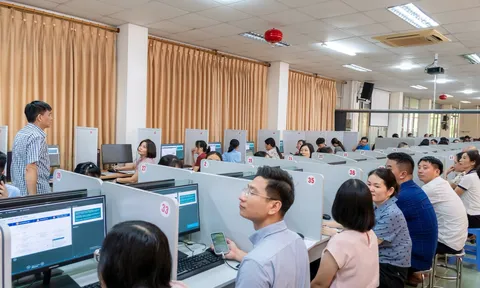 Dừng hỗ trợ chi phí đi lại cho CBCCVC từ 01/01/2027 theo Nghị quyết 730 và Nghị quyết 33 ra sao?