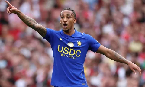 Chelsea nhận cú sốc lớn về João Pedro