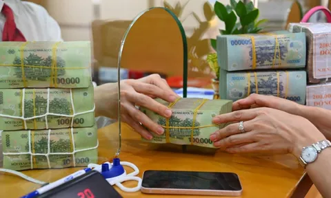 Báo lãi “khủng” nghìn tỷ, nợ xấu của loạt ngân hàng VCB, SHB, BIDV... tăng mạnh