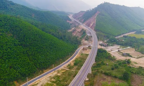 Thủ tướng chỉ đạo sớm đầu tư nâng cấp cao tốc 2 làn xe