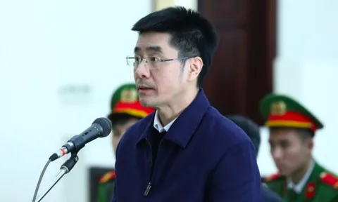 Không có chứng cứ vật chất, buộc tội bị cáo nhận hối lộ bằng cách nào?