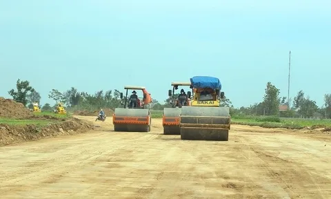 Đại Thiên Trường: Liên tiếp trúng thầu trăm tỷ, nợ phải trả gấp 4 lần vốn chủ sở hữu