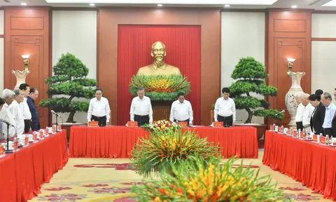 Tổng Bí thư, Chủ tịch nước gặp mặt các đồng chí lãnh đạo, nguyên lãnh đạo Đảng, Nhà nước