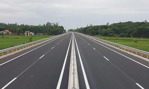 Triển khai cao điểm “500 ngày đêm thi đua hoàn thành 3000 km đường bộ cao tốc"