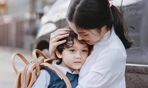 Con dâu đổi tên cho con sang họ mẹ sau ly hôn, mẹ chồng không nói một câu đưa ra quyết định bất ngờ