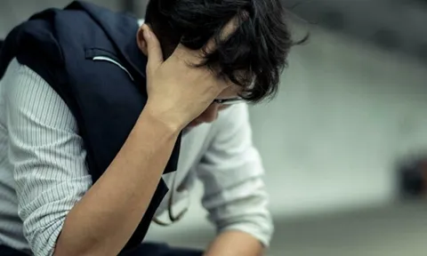 Đi xuất khẩu lao động 3 năm mới về nghe con gái kể thường xuyên nhận được quà của bố mà sốc vì tôi chưa một lần gửi