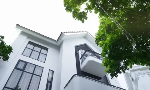 Biệt thự Á hậu Tú Anh và thiếu gia ngành xây dựng đang sống hoành tráng cỡ nào?