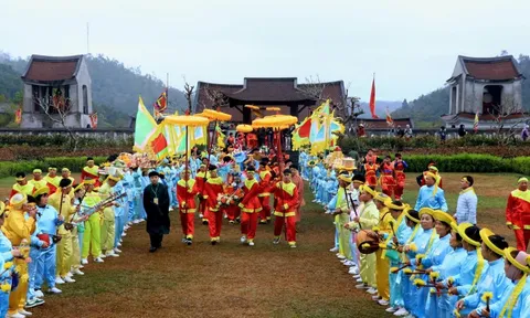 Khai hội Xuân Yên Tử 2025