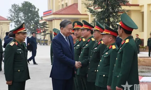 Tổng Bí thư Tô Lâm thăm và làm việc tại Lữ đoàn tên lửa 490