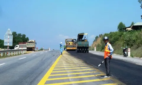 Khẩn trương sửa chữa hư hỏng mặt đường tuyến cao tốc Nội Bài-Lào Cai ngay trong tháng 2