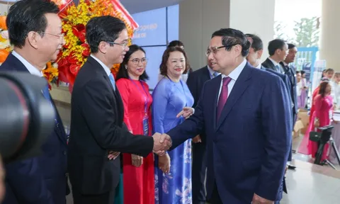 Thủ tướng: ĐHQG TPHCM phát huy 3 'tiên phong xuất sắc', vào nhóm 100 đại học hàng đầu châu Á