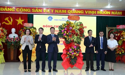 Phó Thủ tướng Lê Thành Long: Đầu tư toàn diện cho y tế dự phòng, y tế cơ sở