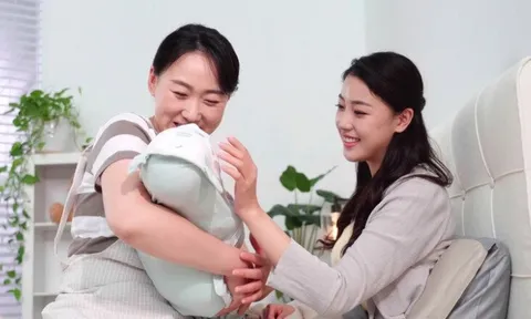 Thuê bảo mẫu 10 triệu/tháng mà ngày nào chị cũng ngủ đến trưa, đuổi việc xong tôi hối hận vô cùng