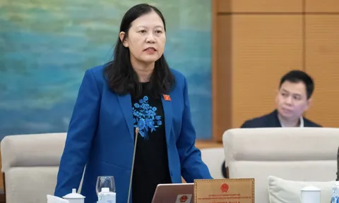 Đề xuất bỏ thuế tiêu thụ đặc biệt với xăng