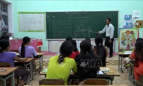 Đẩy mạnh phổ cập giáo dục, phân luồng học sinh trong giáo dục phổ thông​