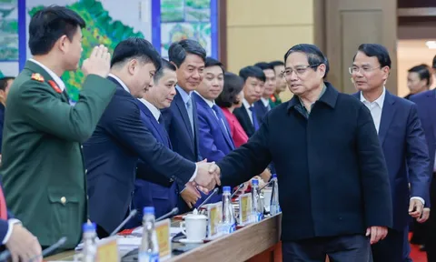 Thủ tướng: Vĩnh Phúc phải tiên phong, mạnh mẽ, hiệu quả hơn nữa, tự lực, tự cường phát triển nhanh, bền vững