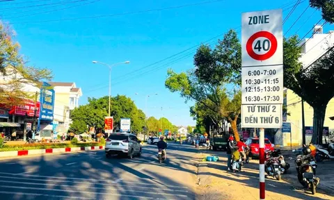 Hàng nghìn đèn tín hiệu, biển báo giao thông bất cập 'đánh đố' người đi đường