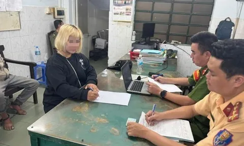 Người phụ nữ 43 tuổi "cưỡi" vali chạy trên đường phố ở TP.HCM bị xử phạt bao nhiêu tiền?