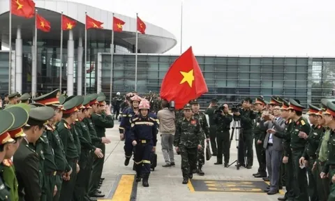 Đội cứu hộ, cứu nạn Việt Nam đã đến Myanmar hỗ trợ khắc phục hậu quả động đất