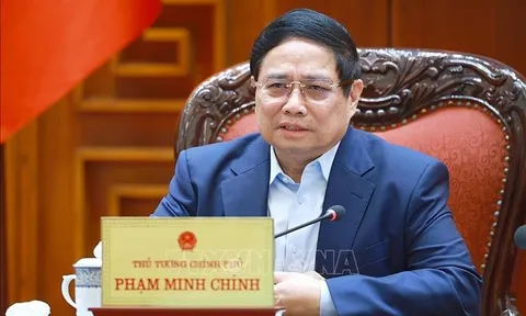 Thủ tướng chủ trì cuộc họp về mức áp thuế mới của Hoa Kỳ đối với hàng hoá nhập khẩu từ Việt Nam