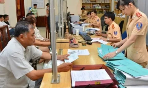 Phải làm gì để sang tên xe máy không cần đến chủ cũ?