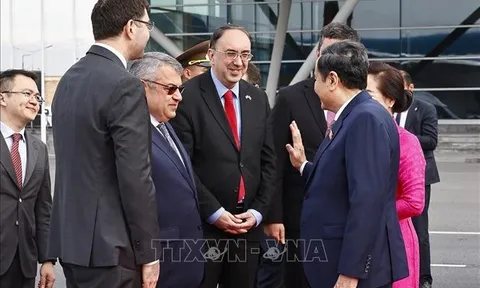 Chủ tịch Quốc hội Trần Thanh Mẫn và Phu nhân kết thúc tốt đẹp chuyến thăm chính thức Armenia