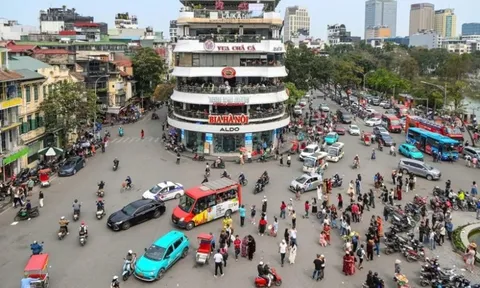 Từ 7/4, phương tiện qua lại khu vực tòa nhà Hàm cá mập cần biết điều này