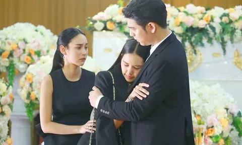 Nửa đêm tỉnh giấc, tôi giật mình khi nhìn thấy người nằm bên cạnh không phải chồng mình