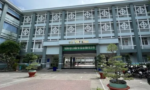 TP.HCM: 29 học sinh nghi ngộ độc, khẩn trương kiểm nghiệm mẫu thức ăn