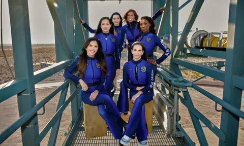 Người phụ nữ gốc Việt đầu tiên bay vào không gian là ai?