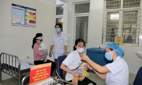 Những lưu ý đặc biệt khi bệnh sởi và tay chân miệng diễn biến phức tạp