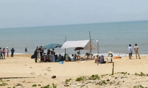Nam sinh lớp 7 ở Huế mất tích khi đi tắm biển cùng nhóm bạn