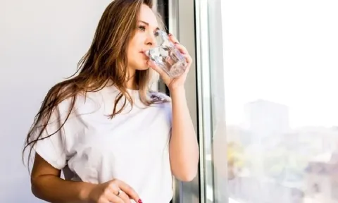 Cần "cạch mặt" những thói quen xấu dễ gây đột quỵ giữa mùa hè, có những việc nhiều người đang "sở hữu"